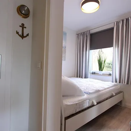 Ostlandstrasse 25 Whg 1 Eg Apartment *